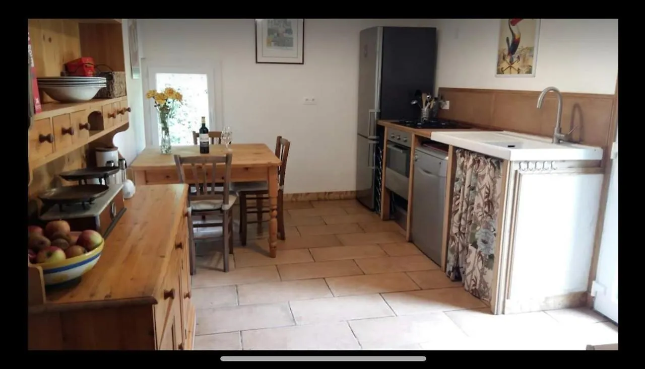 Σπίτι διακοπών Tranquil Rustique Gite Couples Only Pres Rochefort En Terre Limerzel